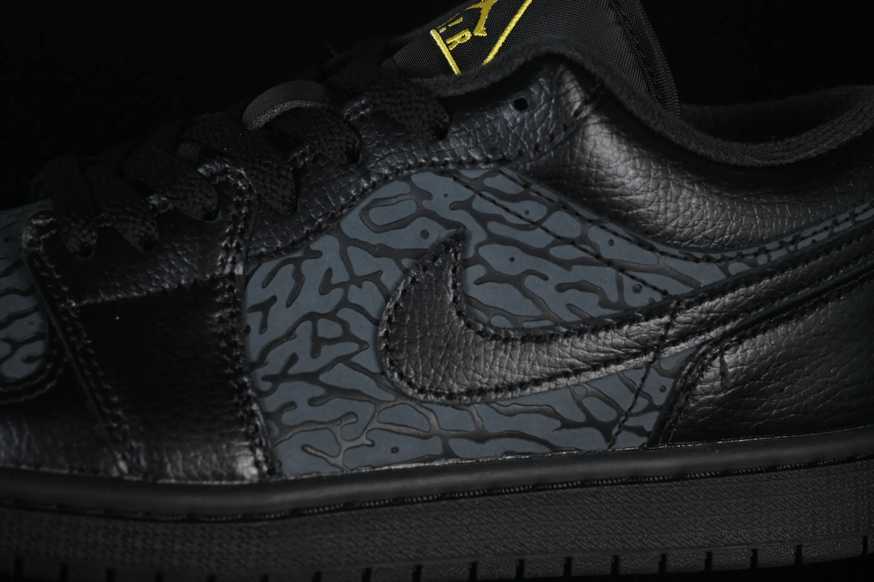 All categories Air Jordan Jordan series basketball shoes Air Jordan 1 Low G version pure original Air Jordan 1 Low "Elephant" AJ1 Joe 1 burst pattern Danger warning low-top cultural casual sneakers IM6568-010